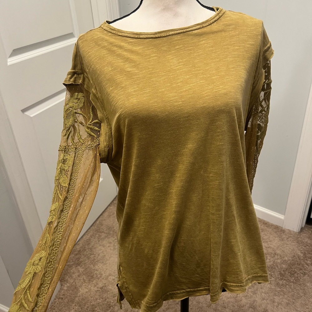 Free People Lace Sleeve Top XS Mustard Olive Slub Knit Long Sleeve